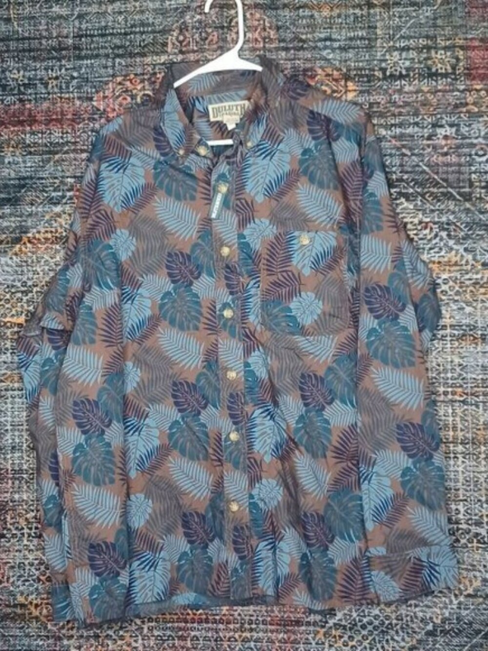 Duluth mens blue navy an rust Hawaiian ferns Relaxed button shirt L NWT